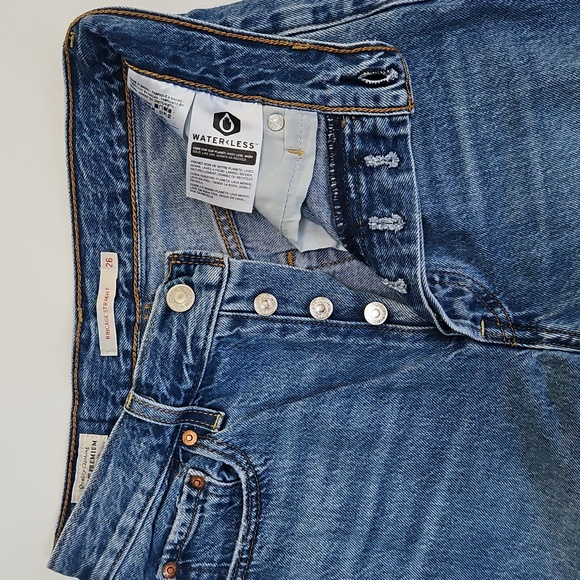 Levi's Ribcage Straight Denim - Picture 3 of 5